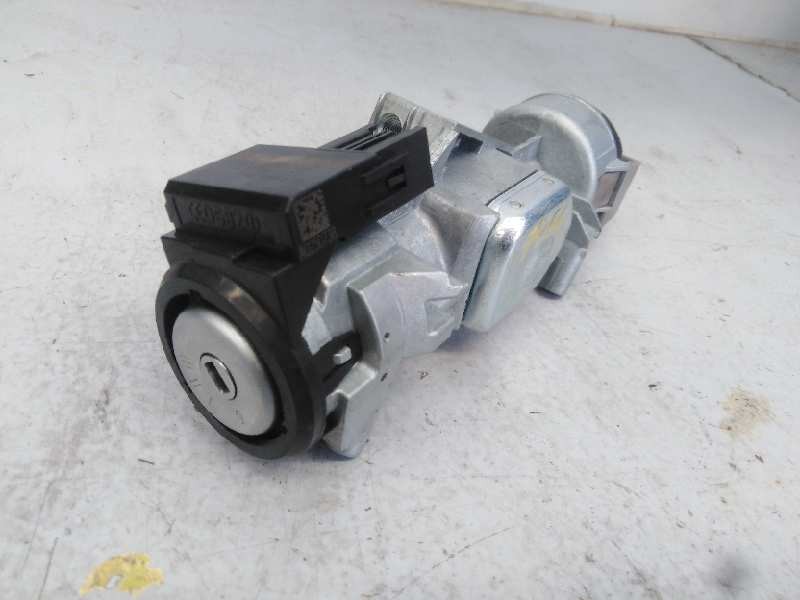 Recambio de antirrobo para ford focus lim. (cb8) ambiente referencia OEM IAM 13Z1E11184 6E5T15607 E3-B3-22-3