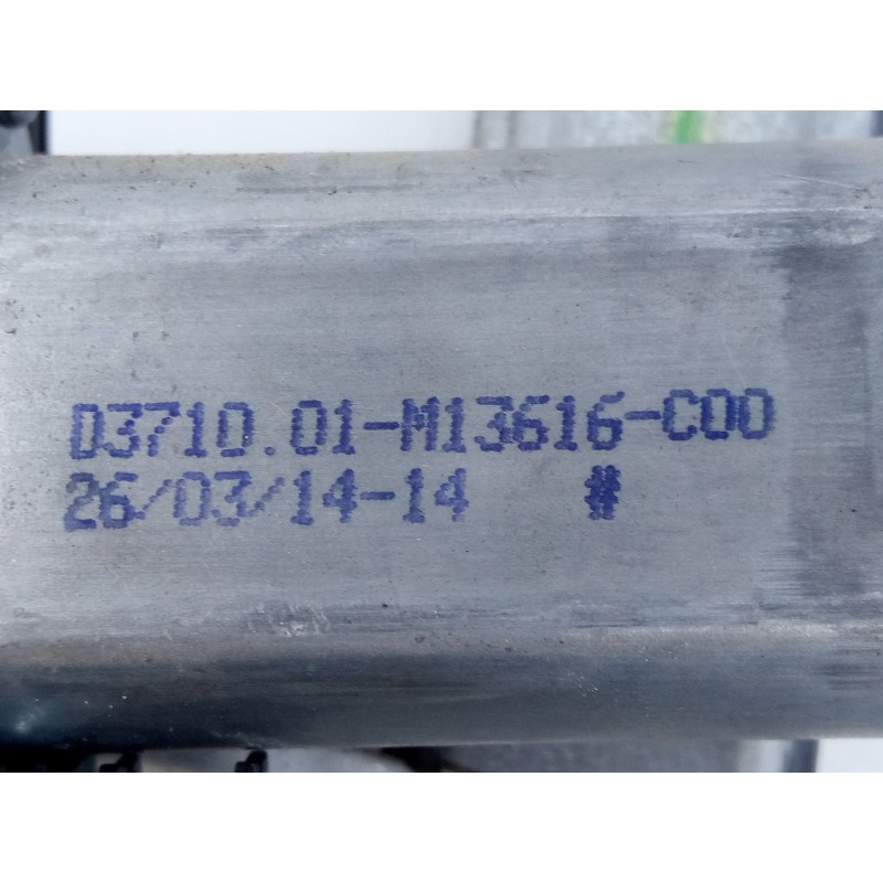 Recambio de elevalunas delantero derecho para dacia sandero ambiance referencia OEM IAM 807209299R  E1-A1-48-1