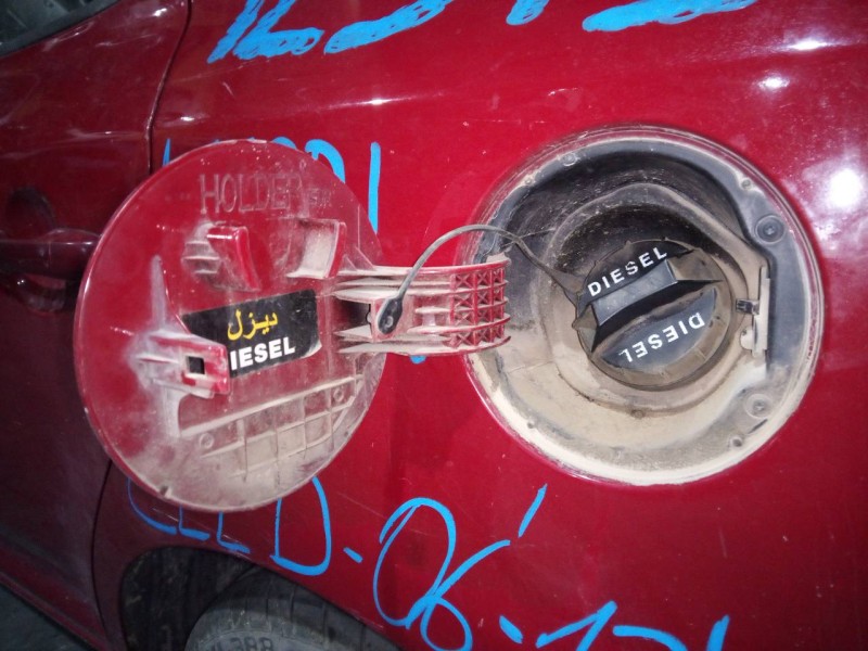 Recambio de tapa exterior combustible para kia cee´d active referencia OEM IAM   