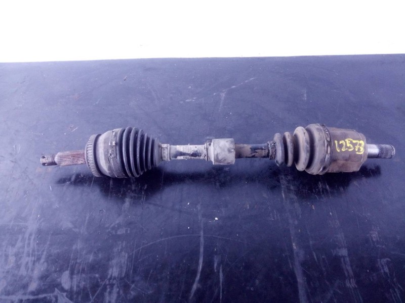 Recambio de transmision delantera izquierda para kia cee´d active referencia OEM IAM 495011H21  P1-A6-28