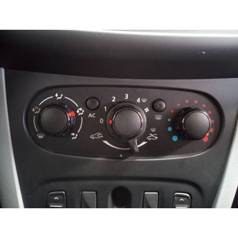 Recambio de mando calefaccion / aire acondicionado para dacia sandero ambiance referencia OEM IAM   