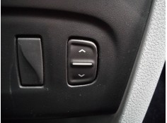 MANDO ELEVALUNAS DELANTERO DERECHO 