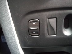 MANDO ELEVALUNAS DELANTERO IZQUIERDO 