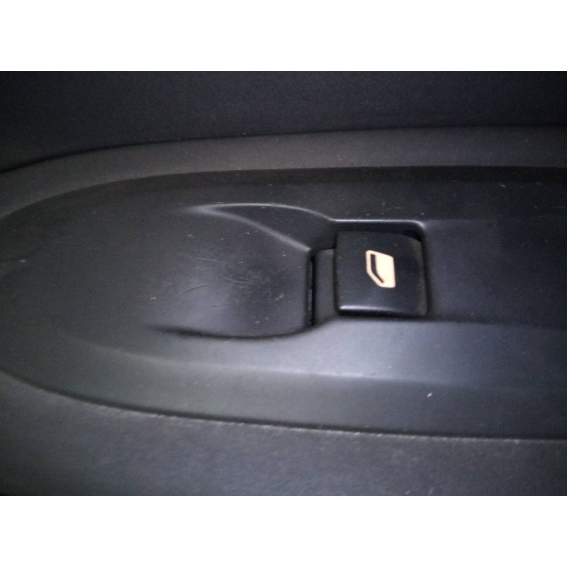 Recambio de mando elevalunas delantero derecho para citroën c4 lim. live referencia OEM IAM   