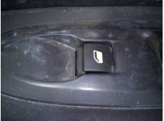 MANDO ELEVALUNAS TRASERO DERECHO 