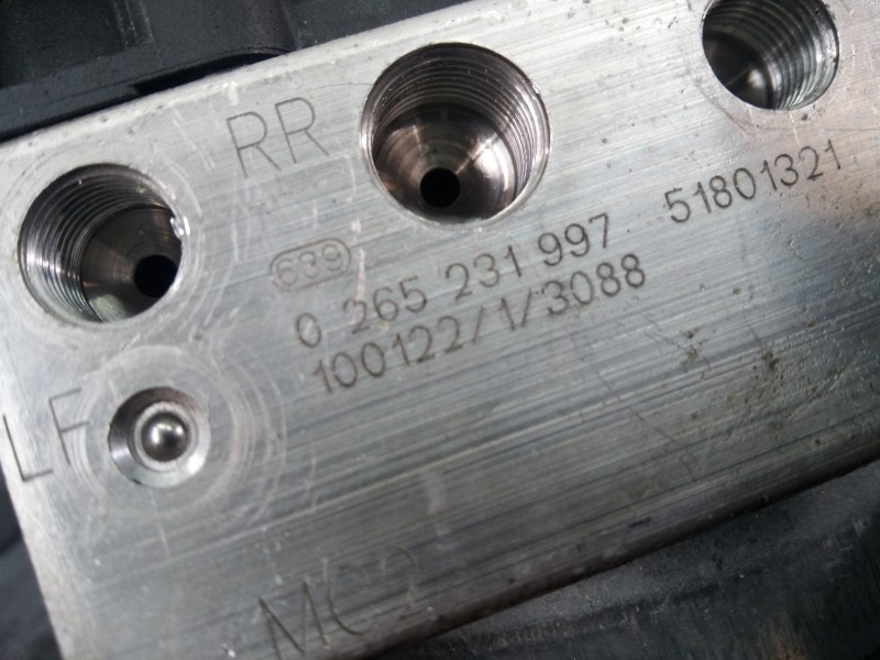 Recambio de abs para peugeot bipper básico referencia OEM IAM 0265231997  P3-A8-22-5