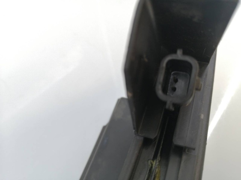 Recambio de cerradura puerta delantera derecha para dacia sandero stepway referencia OEM IAM 805026816RG  E1-A1-12-2