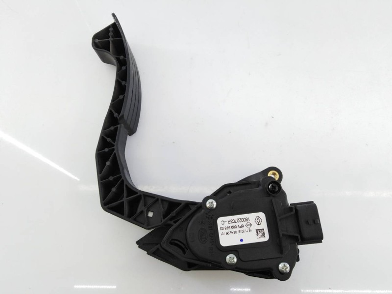Recambio de pedal acelerador para dacia sandero stepway referencia OEM IAM 180022703RC 6PV00997803 E2-A1-17-7