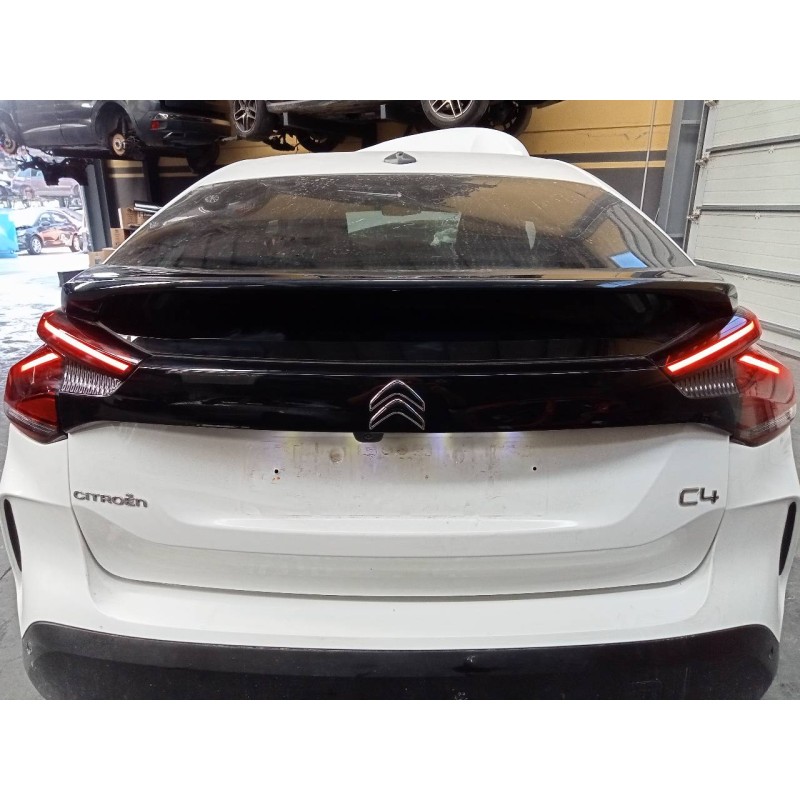 Recambio de porton trasero para citroën c4 iii seduction referencia OEM IAM   