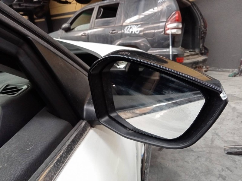 Recambio de retrovisor derecho electrico para citroën c4 iii seduction referencia OEM IAM   