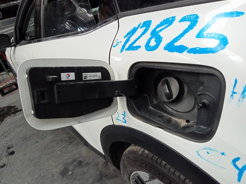 Recambio de tapa exterior combustible para citroën c4 iii seduction referencia OEM IAM   