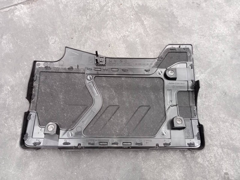 Recambio de tapa motor para citroën c4 iii seduction referencia OEM IAM   