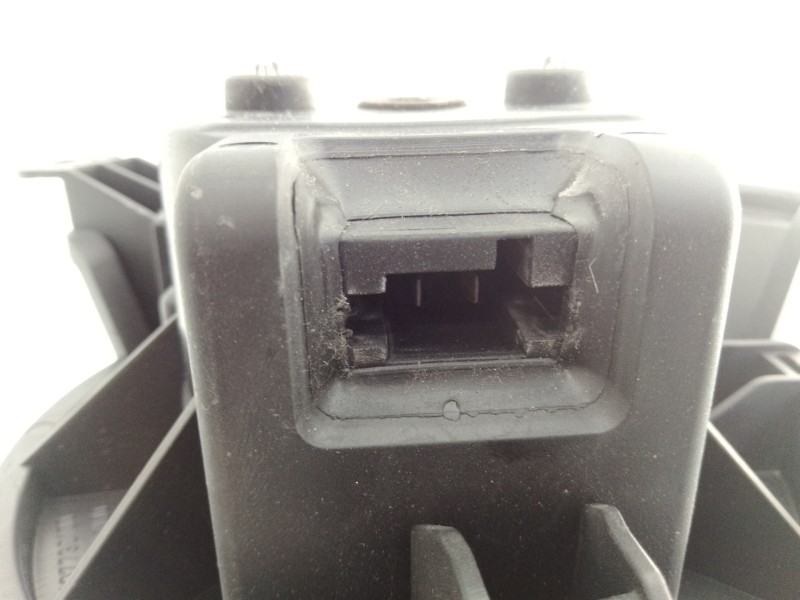 Recambio de ventilador calefaccion para peugeot bipper básico referencia OEM IAM 507730100 507830100 E3-B2-36-4