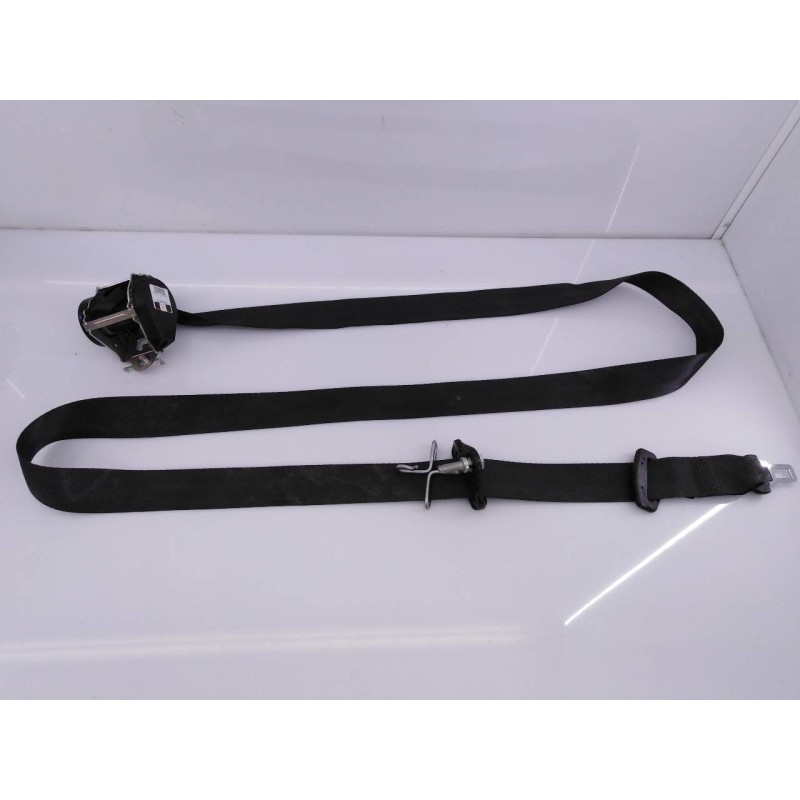 Recambio de cinturon seguridad trasero central para dacia sandero stepway referencia OEM IAM 622488800D  E1-A4-31-1