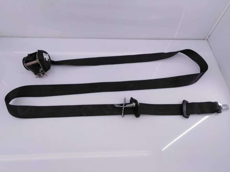 Recambio de cinturon seguridad trasero central para dacia sandero stepway referencia OEM IAM 622488800D  E1-A4-31-1