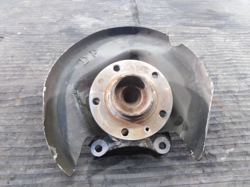 Recambio de mangueta trasera derecha para peugeot 308 active referencia OEM IAM 743752  P1-B5-23