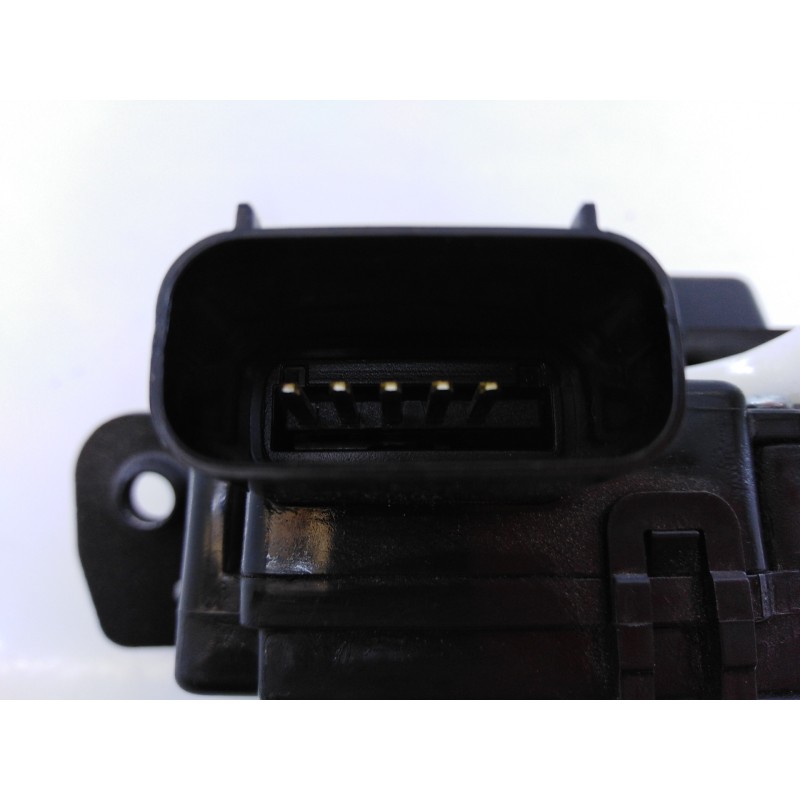 Recambio de cerradura maletero / porton para kia sportage concept 2wd referencia OEM IAM MBKM2267  E2-B5-5-2