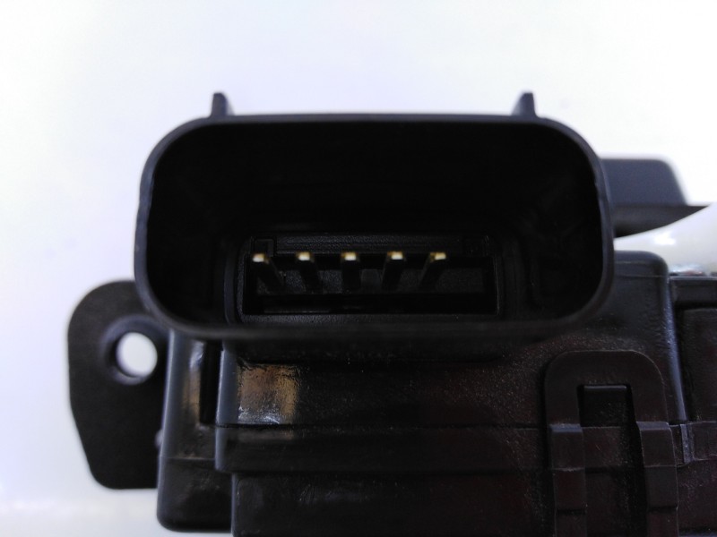 Recambio de cerradura maletero / porton para kia sportage concept 2wd referencia OEM IAM MBKM2267  E2-B5-5-2