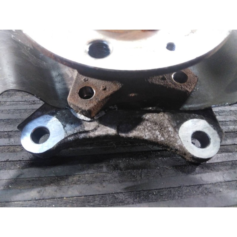 Recambio de mangueta trasera derecha para peugeot 308 active referencia OEM IAM 743752  P1-B5-23