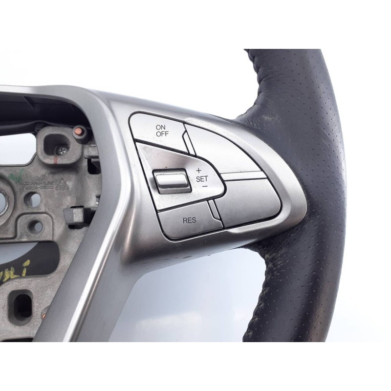 Recambio de volante para ssangyong tivoli premium 4x2 referencia OEM IAM 4S11335000  E1-B3-3-1