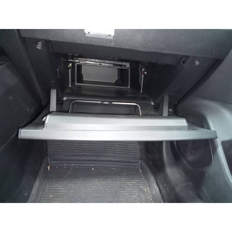 Recambio de guantera para citroën c4 iii seduction referencia OEM IAM   