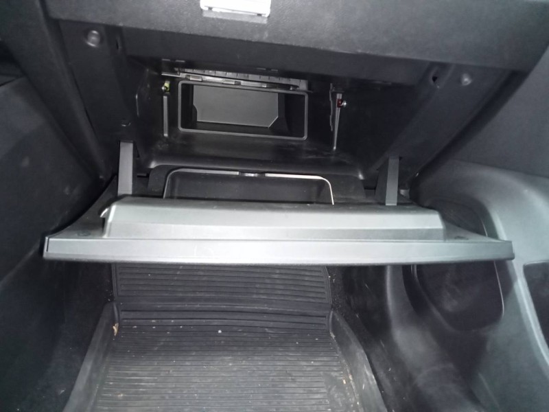 Recambio de guantera para citroën c4 iii seduction referencia OEM IAM   