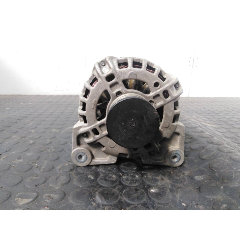 Recambio de alternador para dacia sandero stepway comfort referencia OEM IAM 231002854R F000BL04BF P3-A5-5-3