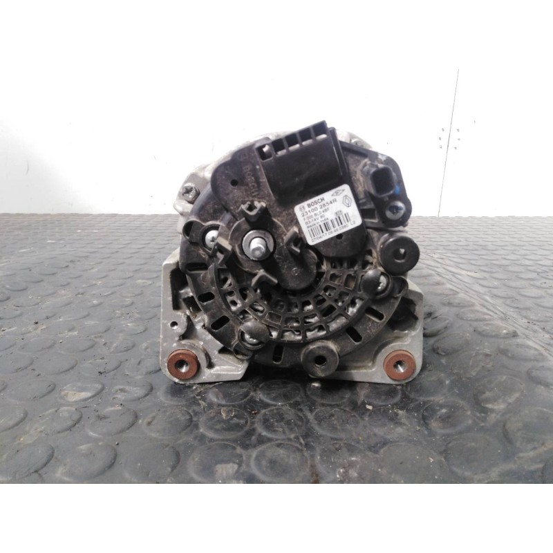 Recambio de alternador para dacia sandero stepway comfort referencia OEM IAM 231002854R F000BL04BF P3-A5-5-3