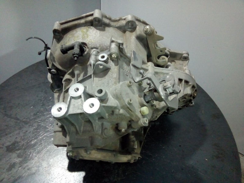 Recambio de caja cambios para opel astra gtc sport referencia OEM IAM G1207138108  M1-A3-109