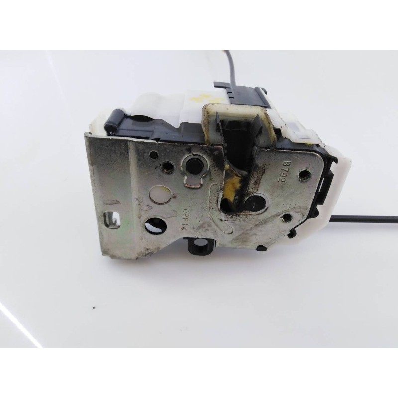 Recambio de cerradura puerta delantera derecha para opel combo d kasten l1h1 2,4t referencia OEM IAM 5197579 15A046R0LSD E2-B6-2