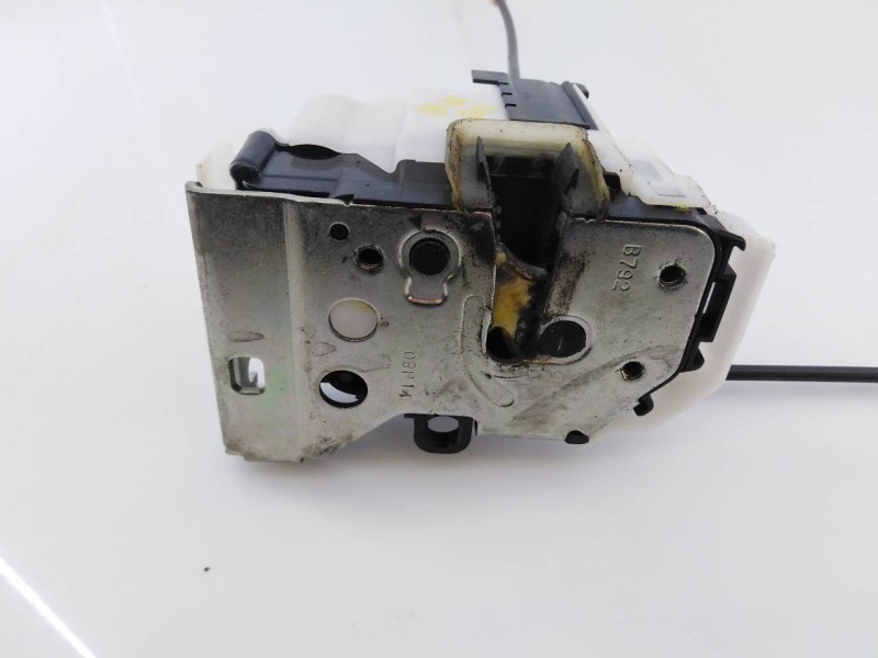 Recambio de cerradura puerta delantera derecha para opel combo d kasten l1h1 2,4t referencia OEM IAM 5197579 15A046R0LSD E2-B6-2