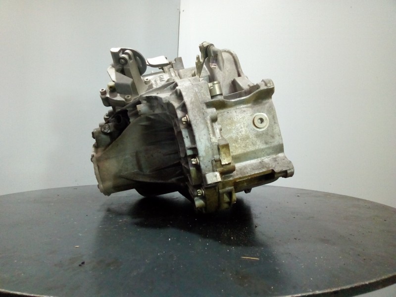 Recambio de caja cambios para opel astra gtc sport referencia OEM IAM G1207138108  M1-A3-109