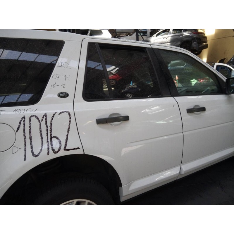 Recambio de puerta trasera derecha para land rover freelander (lr2) sd4 s referencia OEM IAM   