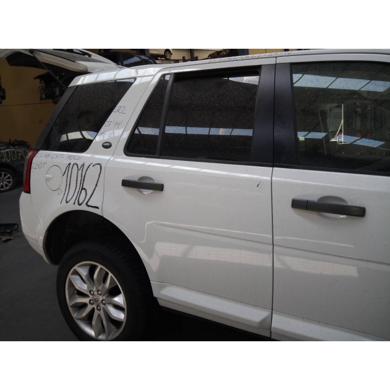 Recambio de puerta trasera derecha para land rover freelander (lr2) sd4 s referencia OEM IAM   