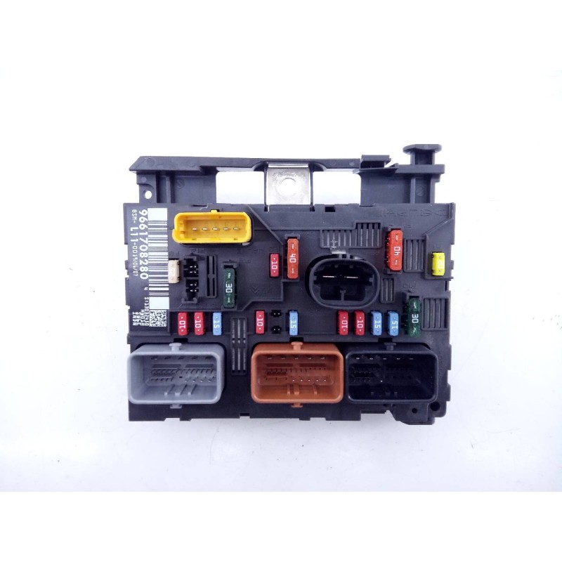 Recambio de caja reles / fusibles para peugeot 207 active referencia OEM IAM 9661708280  E3-B2-31-4