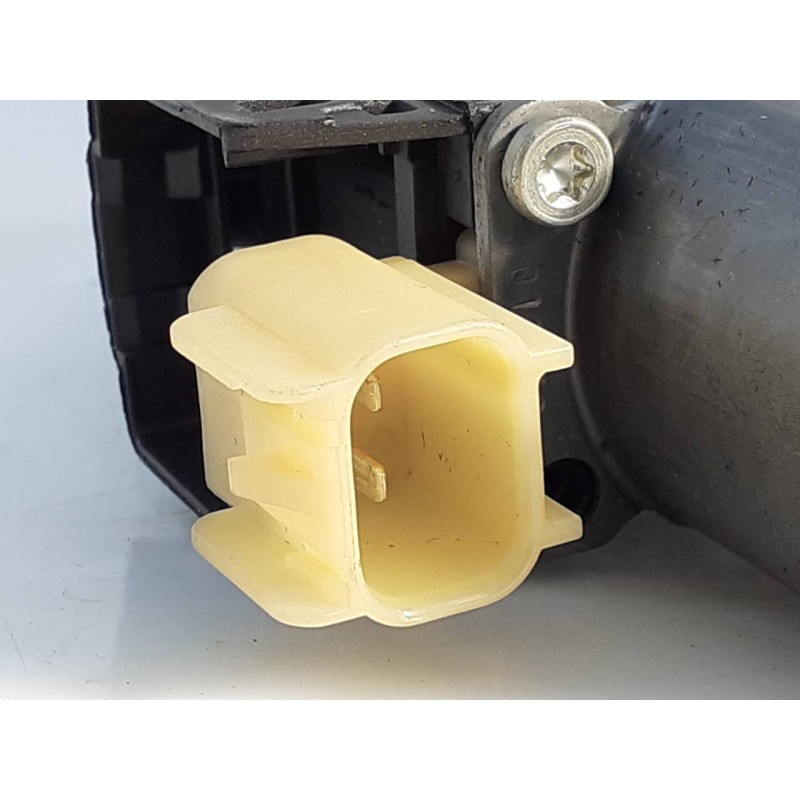 Recambio de motor elevalunas delantero derecho para ford fiesta (cb1) ambiente referencia OEM IAM 0130822407  E2-B3-4-2