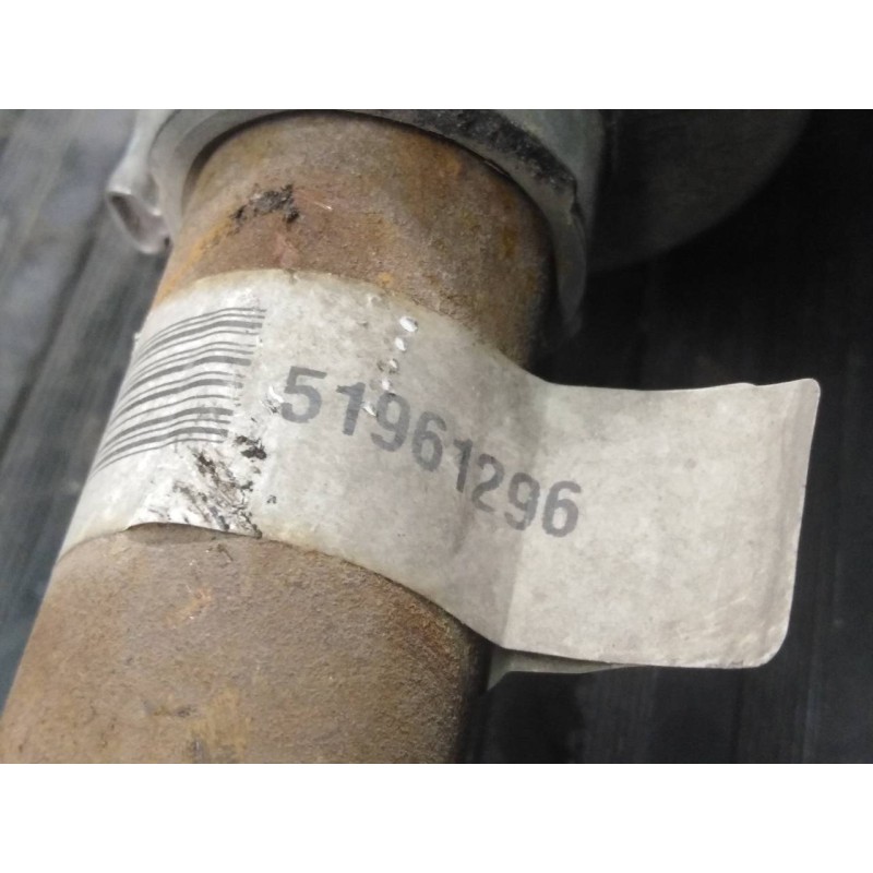 Recambio de transmision delantera derecha para opel combo d kasten l1h1 2,4t referencia OEM IAM 51961296  