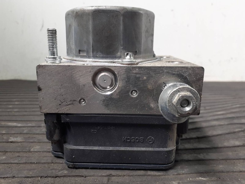 Recambio de abs para renault clio iv limited referencia OEM IAM 476600188R  P3-A8-22-4