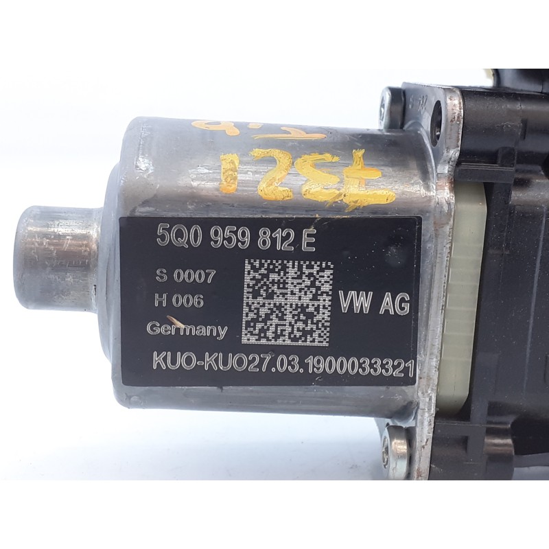 Recambio de motor elevalunas trasero derecho para skoda octavia lim. (5e3) ambition referencia OEM IAM 5Q959812E  E1-A5-7-2