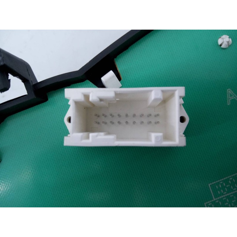 Recambio de cuadro instrumentos para peugeot 207 active referencia OEM IAM 9662903780 A2C53190330 E3-B2-39-1