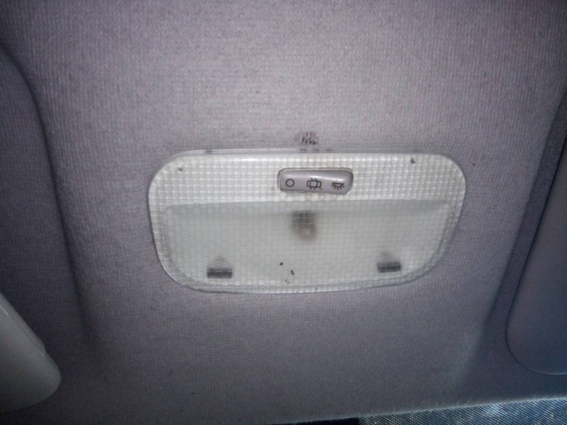 Recambio de luz interior para peugeot 207 active referencia OEM IAM   