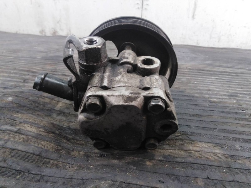 Recambio de bomba direccion para kia carnival ii referencia OEM IAM 06164  P3-B4-7-3