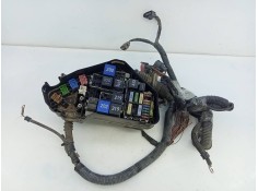 Recambio de caja reles / fusibles para volkswagen touareg (7la) tdi v10 referencia OEM IAM   E1-B6-46-1