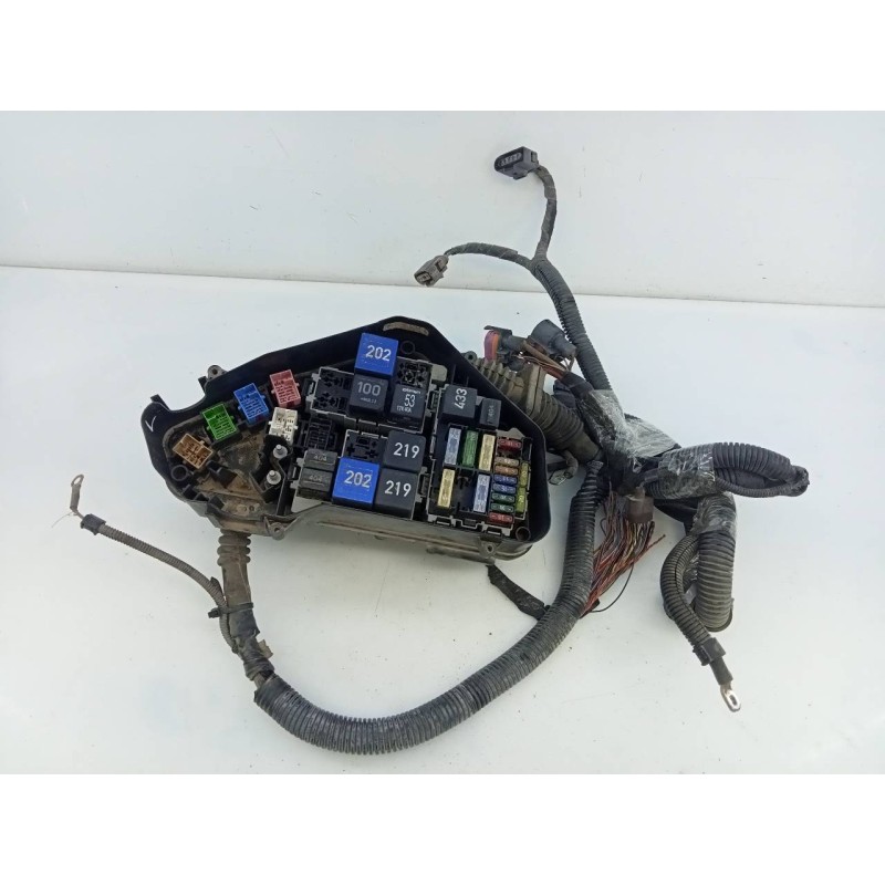 Recambio de caja reles / fusibles para volkswagen touareg (7la) tdi v10 referencia OEM IAM   E1-B6-46-1