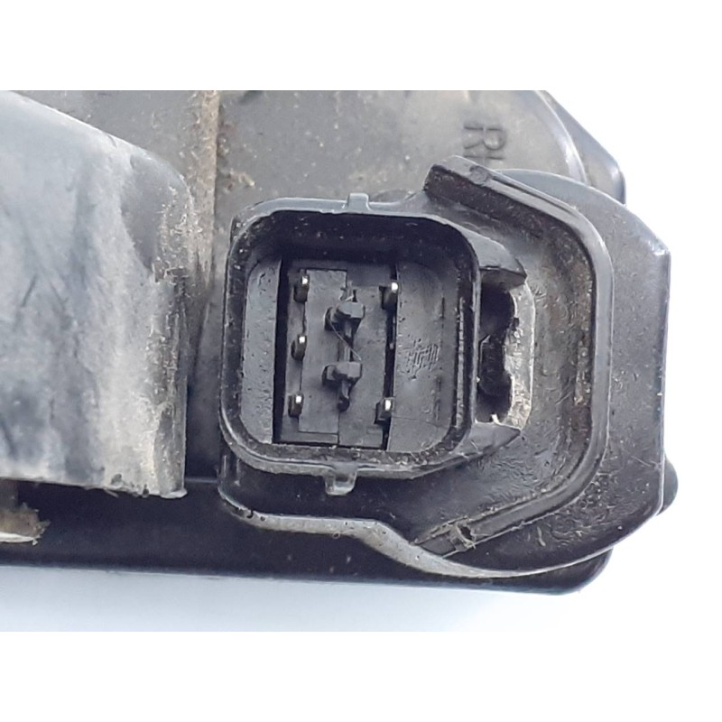 Recambio de cerradura puerta delantera derecha para ssangyong rodius xdi limited referencia OEM IAM   E1-B3-3-2