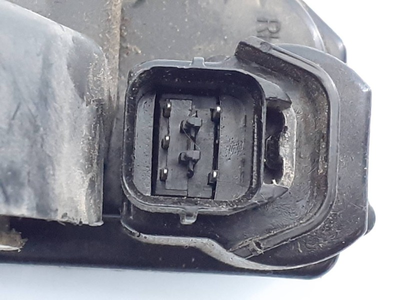 Recambio de cerradura puerta delantera derecha para ssangyong rodius xdi limited referencia OEM IAM   E1-B3-3-2