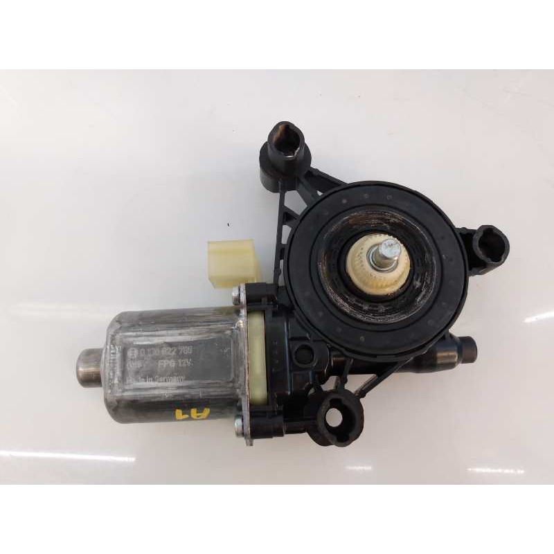 Recambio de motor elevalunas delantero izquierdo para audi a1 sportback (gba) 30 tfsi adrenalin referencia OEM IAM 0130822705 8W