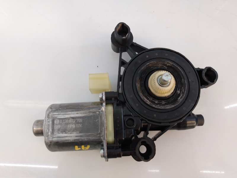 Recambio de motor elevalunas delantero izquierdo para audi a1 sportback (gba) 30 tfsi adrenalin referencia OEM IAM 0130822705 8W