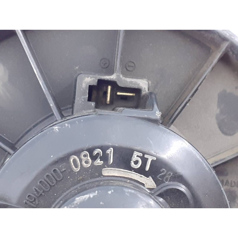 Recambio de ventilador calefaccion para mitsubishi montero (l040) referencia OEM IAM 194000  E3-A2-8-4