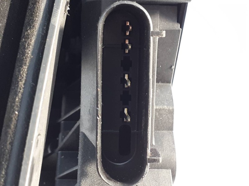 Recambio de cerradura puerta trasera derecha para ford focus lim. (cb8) referencia OEM IAM BM5AA26412AF 921764105 E2-B3--14-1